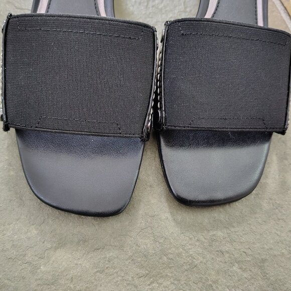 Donald Pliner Heel Sandal - Picture 7 of 7